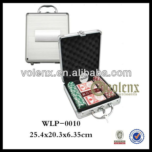 Texas hold em poker set cardinal professional
