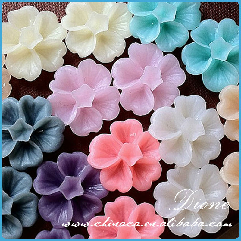 2015 hot sale decorative artificial colorful small resin flower for crafts