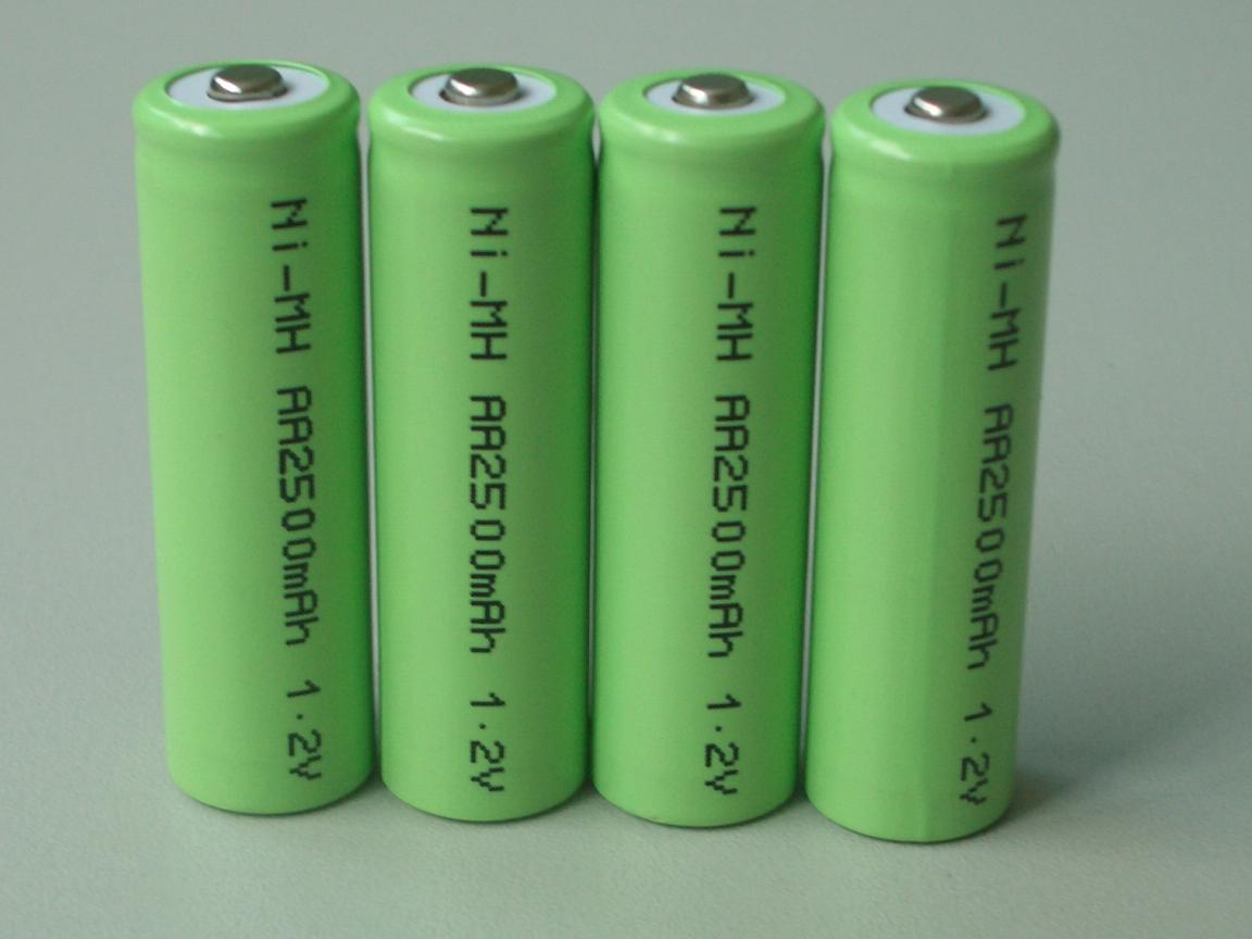 Batteries Rechargeables Aa 600 V 7 2 Mah Originales Avec Bornes