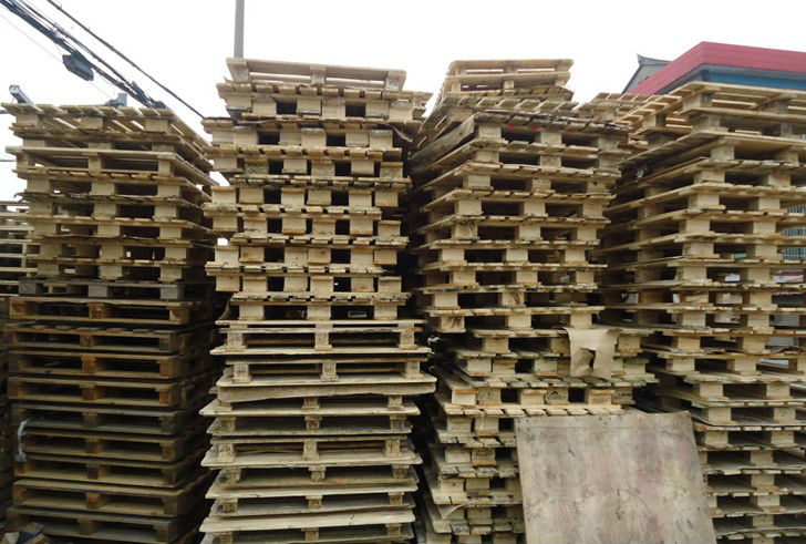 Paleta De Madera - Buy De Madera De Palet De Fumigación De Paletas De