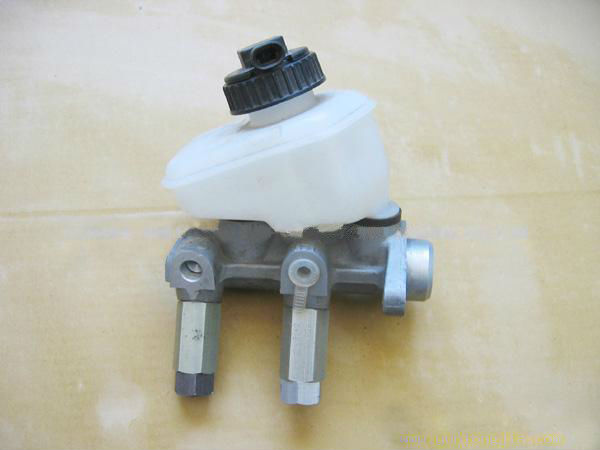 Best selling top quality high performance hydraulic brake master cylinder chevrolet