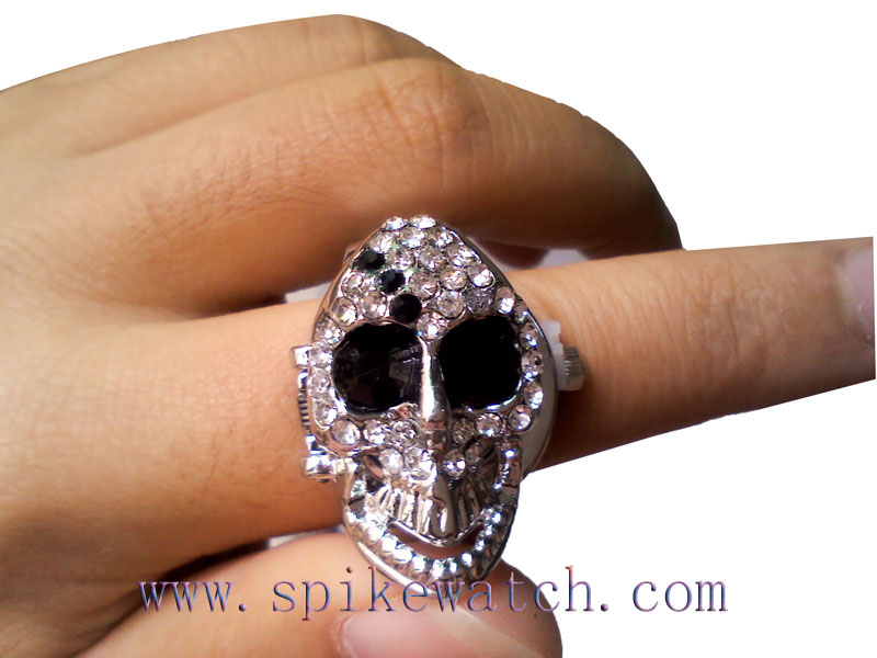 skull watch ring