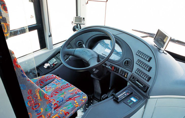 Yutong 12m ZK6126HGA diesel low floor city bus