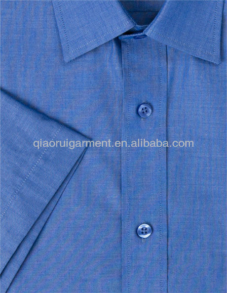 camisa azul uniforme