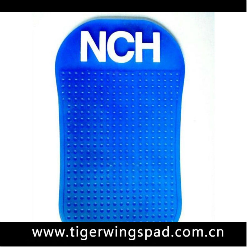 Factory direct sale sticky pu gel material front anti slip pad for car
