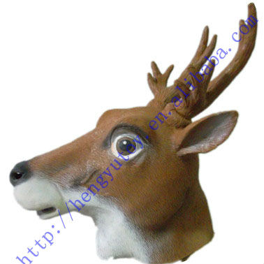 Featured image of post Reindeer Head With Mask - Reindeer hats can be obtained by completing one of the christmas holiday events that occur once per year.