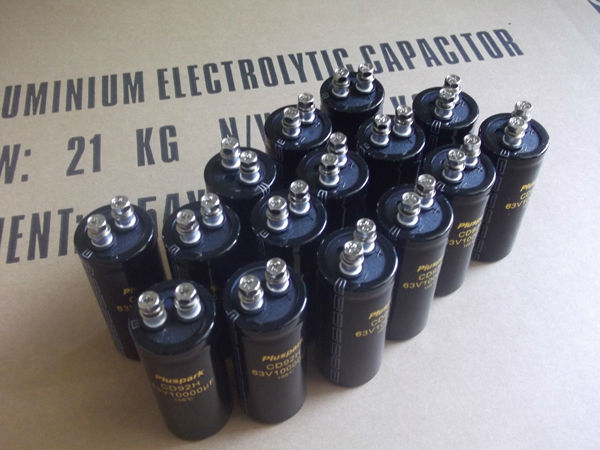 Конденсатор 400v 560uf