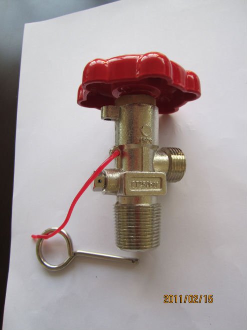 клапан огнетушителей внутри. оу2 с вентилем. 2/m22. 2/m22. предохранительный клапан огнетушителя.