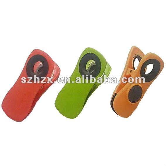 round plastic clamps