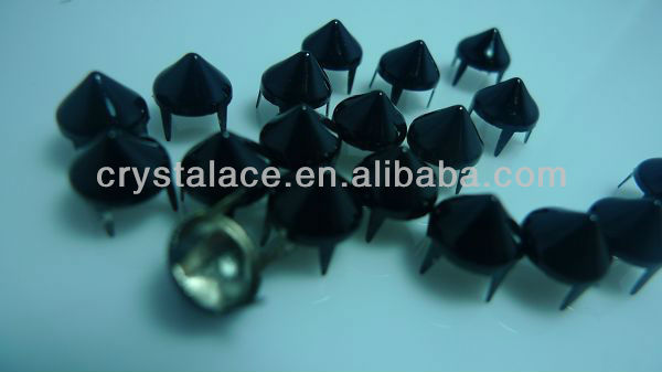 Lead free nickel free  black nickel gun metal pyramid brass studs with claws for boots